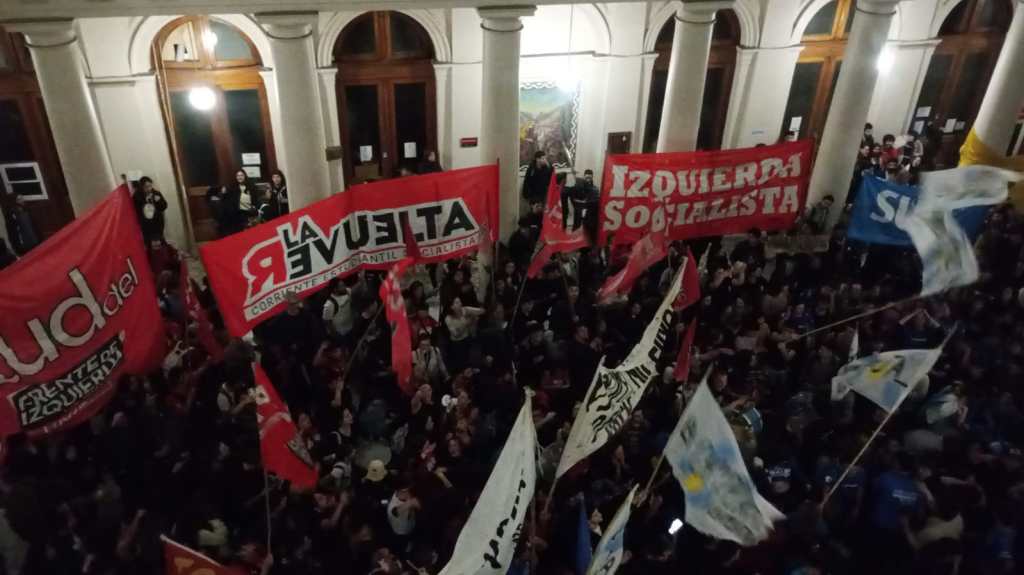 El movimiento estudiantil entra en&nbsp;escena