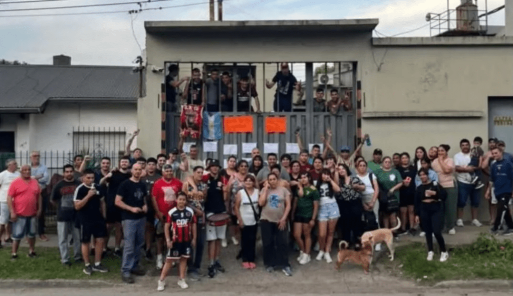 El Martillo N°3: Quieren una reforma laboral para quitarnos derechos: ¡Hay que pararles la&nbsp;mano!