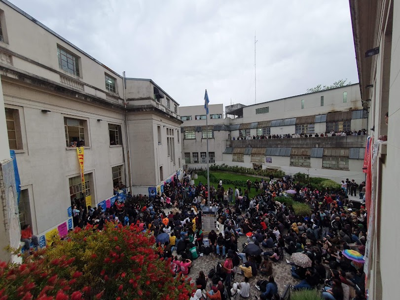 Para defender la educación pública y luchar contra Milei, el movimiento estudiantil tiene que tomar la posta